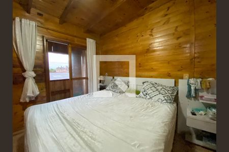 Casa à venda com 330m², 5 quartos e 4 vagasquarto 1