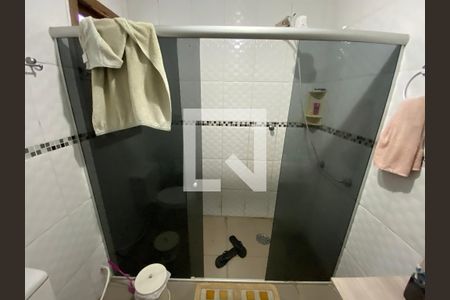 Casa à venda com 330m², 5 quartos e 4 vagasbanheiro