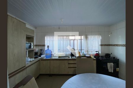 Casa à venda com 330m², 5 quartos e 4 vagasCozinha