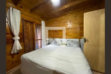 Casa à venda com 330m², 5 quartos e 4 vagasquarto casa 2