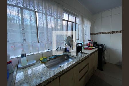 Casa à venda com 330m², 5 quartos e 4 vagasCozinha
