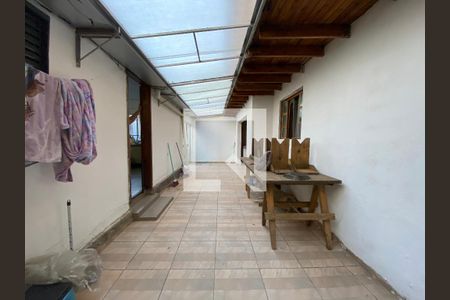 Casa à venda com 330m², 5 quartos e 4 vagasÁrea Externa