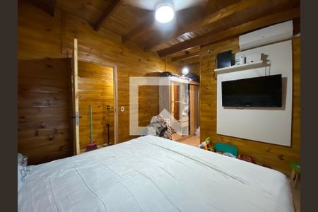 Casa à venda com 330m², 5 quartos e 4 vagasquarto casa 2