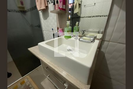 Casa à venda com 330m², 5 quartos e 4 vagasbanheiro