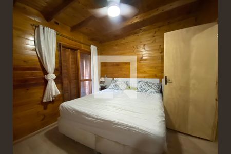 Casa à venda com 330m², 5 quartos e 4 vagasquarto casa 2