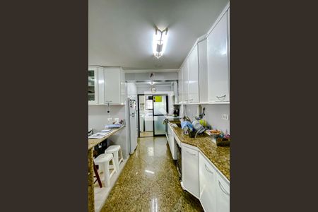 Apartamento à venda com 90m², 3 quartos e 3 vagasCozinha