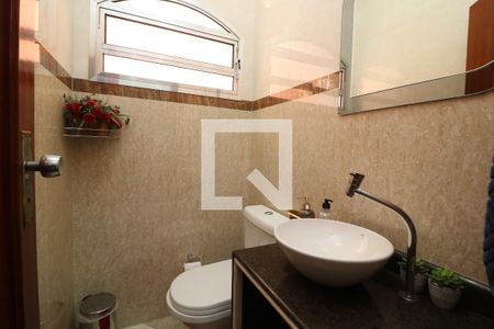 Banheiro de casa para alugar com 3 quartos, 150m² em Jardim Vila Formosa, São Paulo