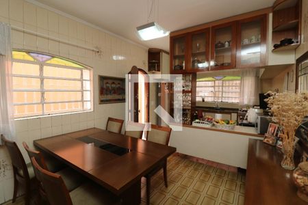Cozinha  de casa à venda com 3 quartos, 150m² em Jardim Vila Formosa, São Paulo