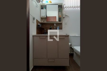 Casa à venda com 155m², 3 quartos e 3 vagasBanheiro da Suíte