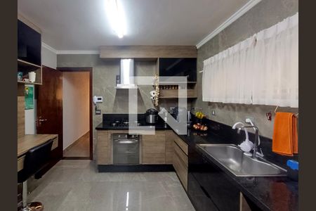 Casa à venda com 155m², 3 quartos e 3 vagasCozinha