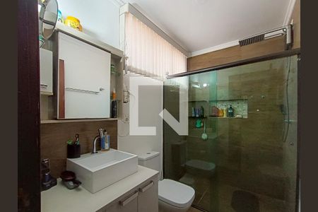 Casa à venda com 155m², 3 quartos e 3 vagasBanheiro da Suíte