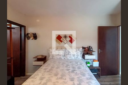 Casa à venda com 155m², 3 quartos e 3 vagasSuíte