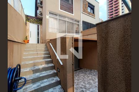 Casa à venda com 155m², 3 quartos e 3 vagasFachada - Garagem