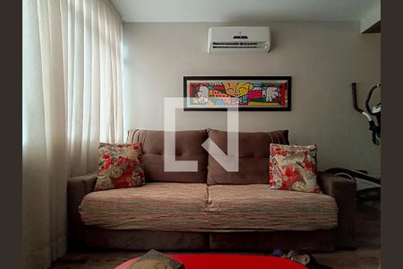 Sala de casa à venda com 3 quartos, 155m² em Perdizes, São Paulo