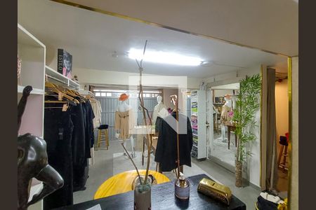 Casa à venda com 155m², 3 quartos e 3 vagasCloset