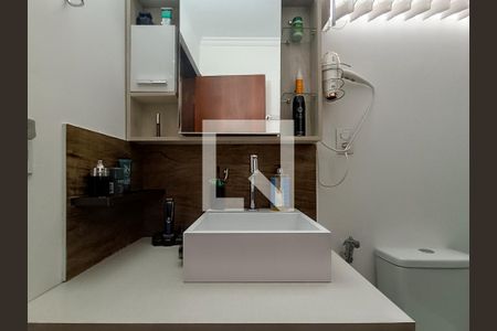 Casa à venda com 155m², 3 quartos e 3 vagasBanheiro da Suíte