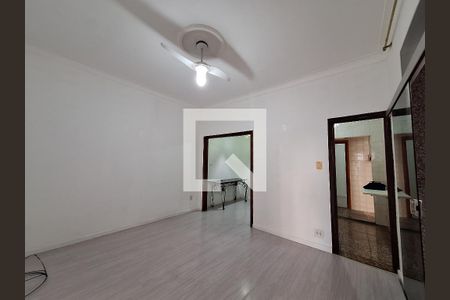 Apartamento à venda com 79m², 3 quartos e sem vagaSala