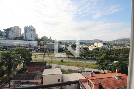 Vista da Sala/Quarto de kitnet/studio à venda com 1 quarto, 33m² em Jardim Botânico, Porto Alegre