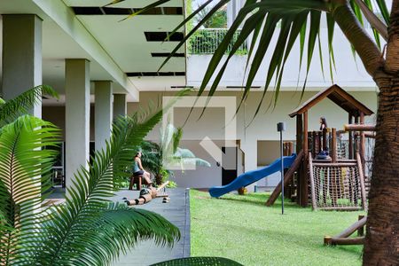 Apartamento à venda com 175m², 2 quartos e 2 vagasÁrea comum - Playground