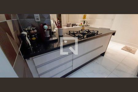 Apartamento à venda com 83m², 2 quartos e 2 vagasCozinha