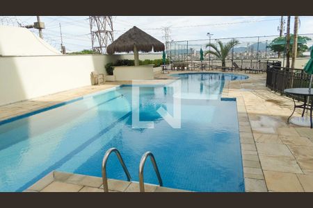 Apartamento à venda com 83m², 2 quartos e 2 vagasÁrea comum - Piscina