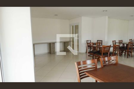 Apartamento à venda com 83m², 2 quartos e 2 vagasÁrea comum - Salão de festas