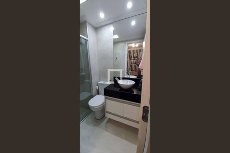 Apartamento à venda com 83m², 2 quartos e 2 vagasBanheiro da Suíte 2