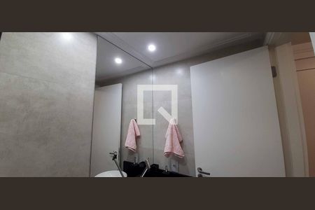 Apartamento à venda com 83m², 2 quartos e 2 vagasBanheiro da Suíte 2