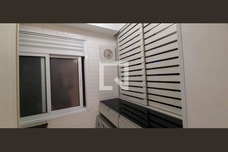 Apartamento à venda com 83m², 2 quartos e 2 vagasÁrea de Serviço