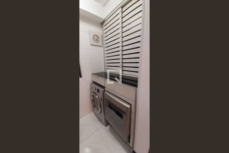 Apartamento à venda com 83m², 2 quartos e 2 vagasÁrea de Serviço