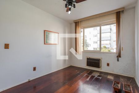 Quarto 1 de apartamento para alugar com 2 quartos, 60m² em Cristo Redentor, Porto Alegre