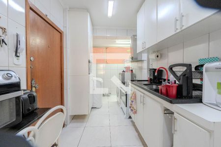 Apartamento à venda com 96m², 2 quartos e 1 vagaCozinha