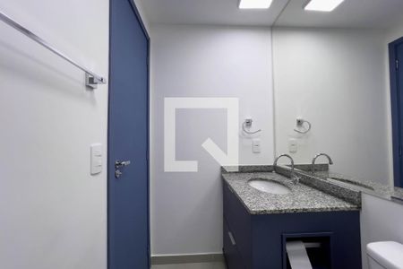 Banheiro de kitnet/studio para alugar com 1 quarto, 27m² em Vila Clementino, São Paulo