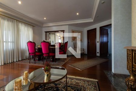 Sala 1 de casa à venda com 4 quartos, 331m² em Jardim Avelino, São Paulo