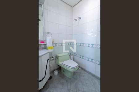 Casa à venda com 331m², 4 quartos e 4 vagasBanheiro Suite 3