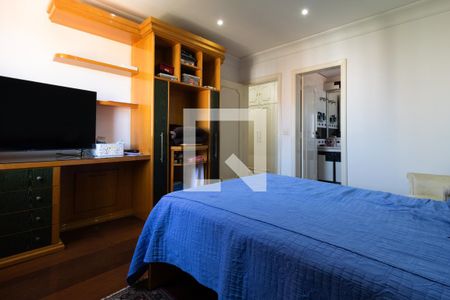 Casa à venda com 331m², 4 quartos e 4 vagasSuíte 2