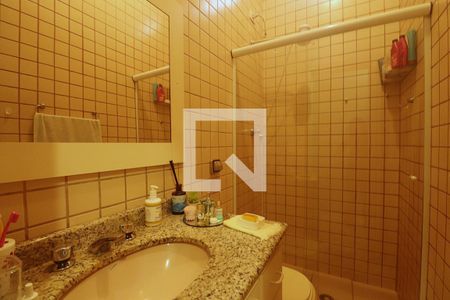 Casa à venda com 275m², 2 quartos e 3 vagasBanheiro Social