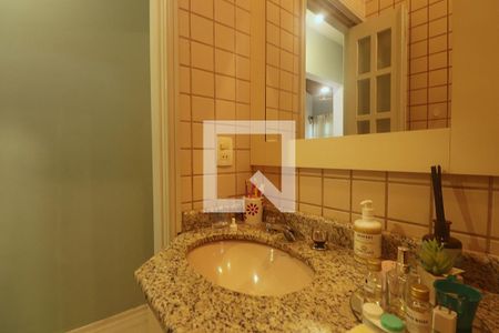 Casa à venda com 275m², 2 quartos e 3 vagasBanheiro Social