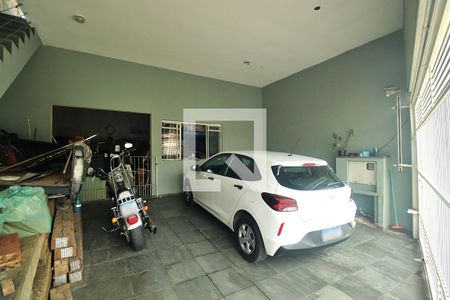 Casa à venda com 275m², 2 quartos e 3 vagasGaragem