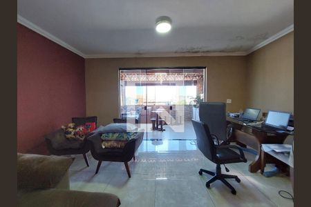 Sala de casa para alugar com 3 quartos, 200m² em Interlagos, São Paulo