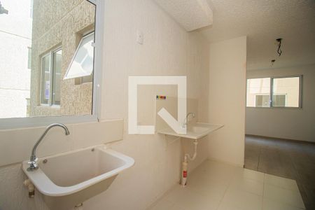 Apartamento à venda com 42m², 2 quartos e 1 vaga Apartamento à venda com 42m², 2 quartos e 1 vagaCozinha e Área de Serviço