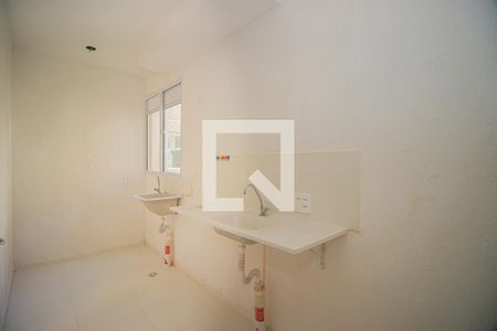 Apartamento à venda com 42m², 2 quartos e 1 vaga Apartamento à venda com 42m², 2 quartos e 1 vagaCozinha e Área de Serviço