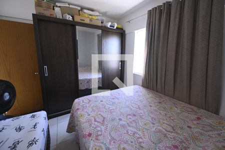 Quarto 1 de apartamento para alugar com 2 quartos, 60m² em Setor Cândida de Morais, Goiânia