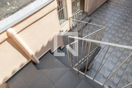 Casa para alugar com 120m², 2 quartos e 1 vagaEscada