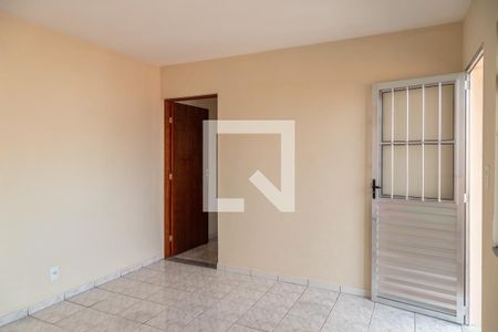 Sala de casa para alugar com 2 quartos, 120m² em Vila Ponte Rasa, São Paulo