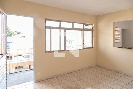Sala de casa para alugar com 2 quartos, 120m² em Vila Ponte Rasa, São Paulo