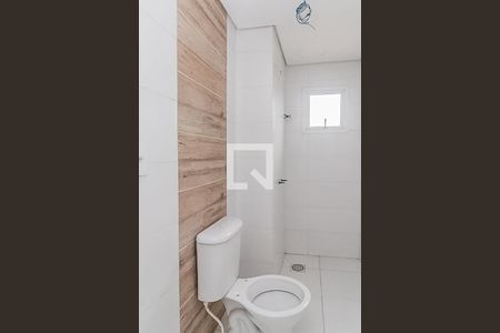 Banheiro de apartamento para alugar com 2 quartos, 65m² em Scharlau, São Leopoldo