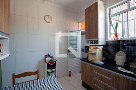 Casa à venda com 250m², 5 quartos e 3 vagasCozinha