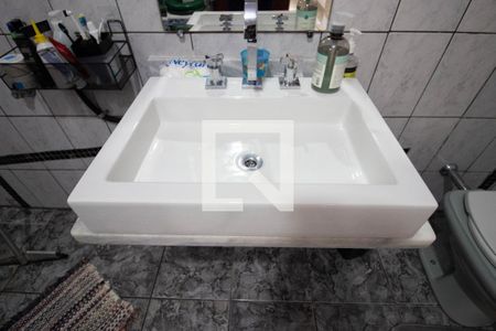 Casa à venda com 250m², 5 quartos e 3 vagasBanheiro da Suíte 1