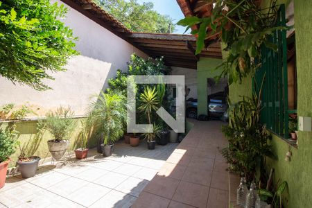 Casa à venda com 250m², 5 quartos e 3 vagasÁrea Externa